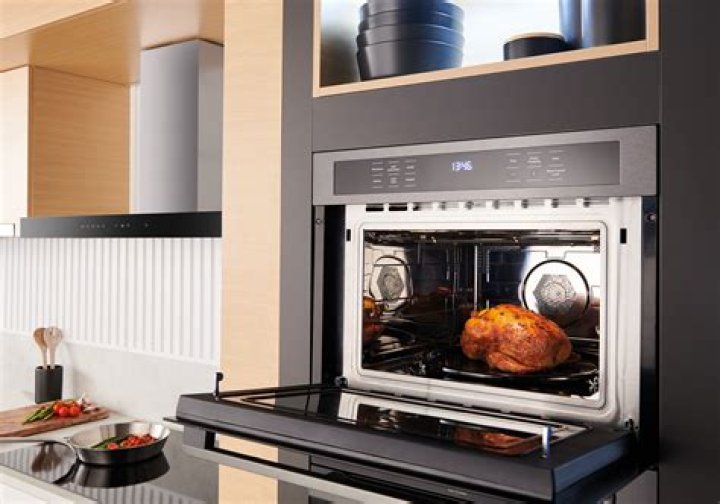 built in convection microwave