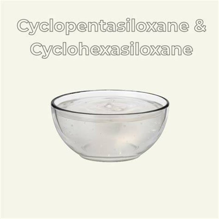 Cyclopentasiloxane for hairs
